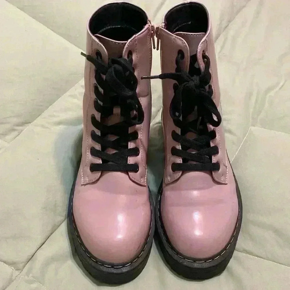 True Craft Pink TC-Korri 3 Combat Chelsea Zip Up Pink Woman’s Boot, size 6.5. - Picture 1 of 13